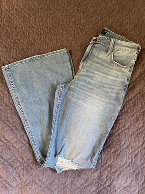 Hollister High-Rise Flare Classic Stretch